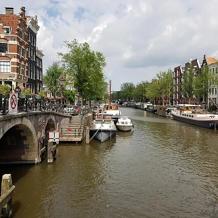 Homestay Delightful Studio In The Center Of Amsterdam